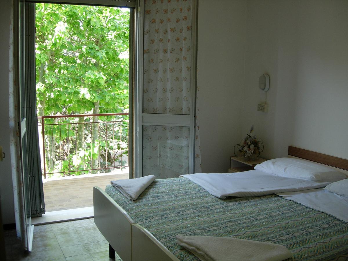 Hotel Toschi ลิโด ดิ กลาสเซ ภายนอก รูปภาพ